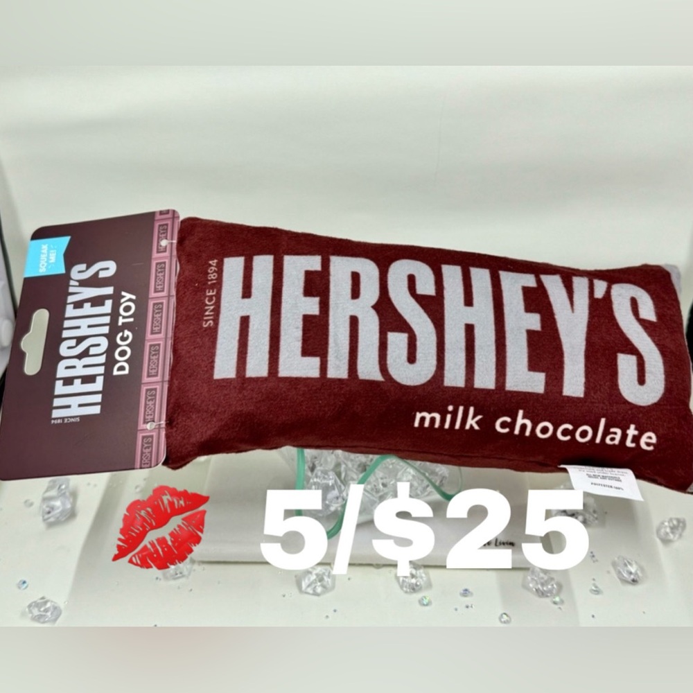💋 Hershey Crackle & Squeaky Dog Toy - Picture 1 of 8